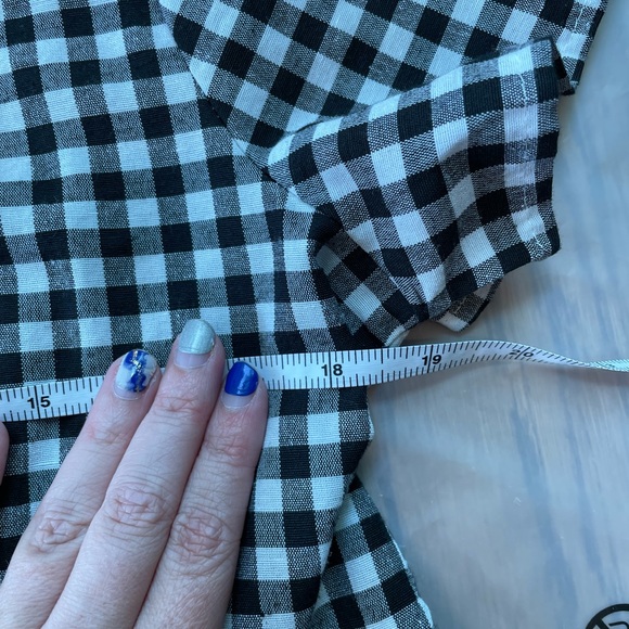 SHEIN Button Front Plaid Smocked Top in size 6 medium - Picture 7 of 11